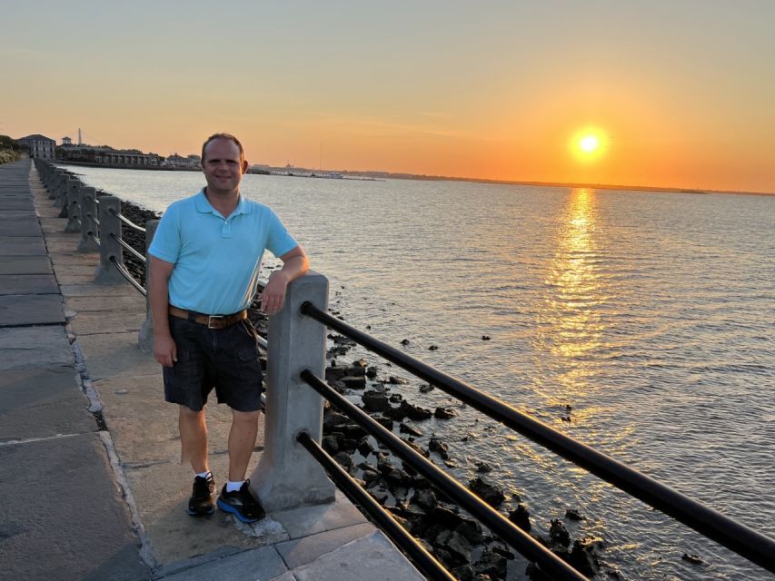 Charleston walking tour with a Citadel history professor - Colonial Charleston through alleys and graveyards