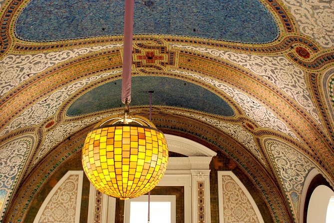 Chicago Walking Tour: Historic Treasures of Chicago - Why this two-hour walk works well in Chicago