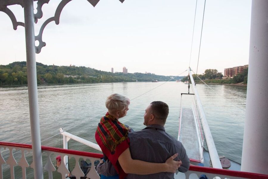 Cincinnati: Historic Sightseeing Cruise - Key points at a glance