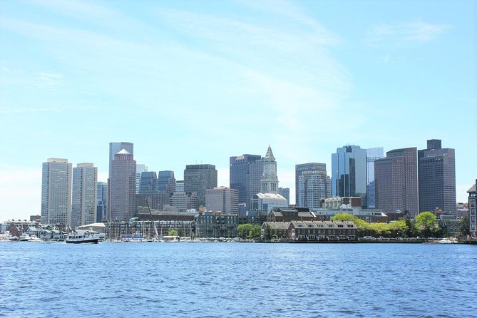 City Cruises Boston Historic Sightseeing Harbor Cruise - Boston’s working port and a 1923 harbor tradition