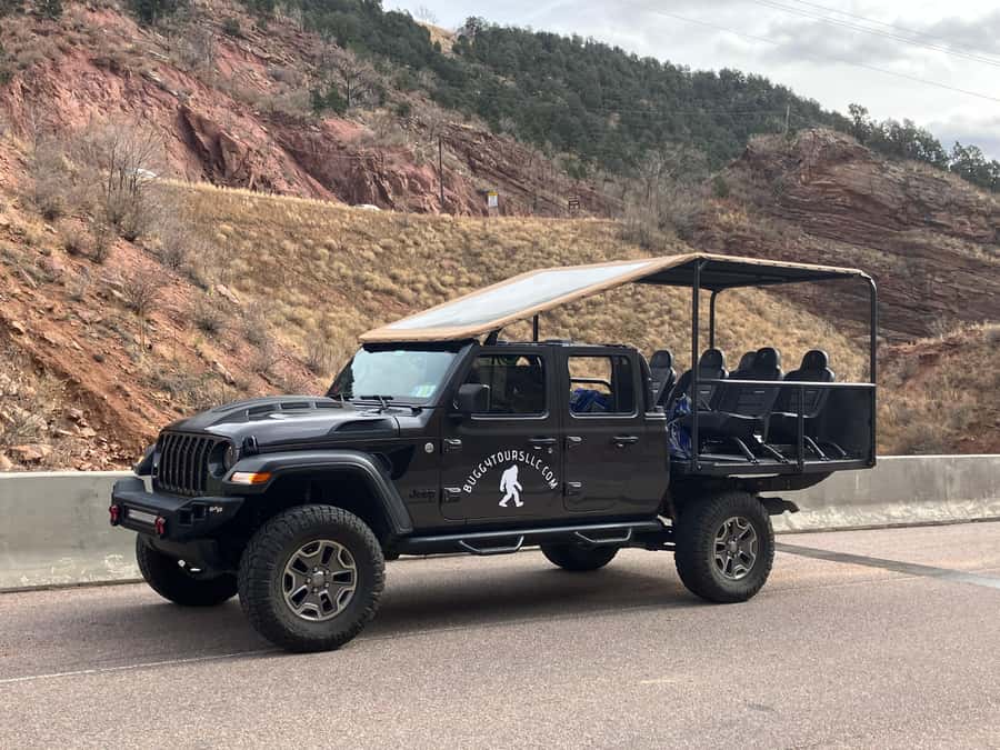 Colorado Springs: Garden of the Gods & Historic Town Tour - Starting in Cascade with a small-group jeep