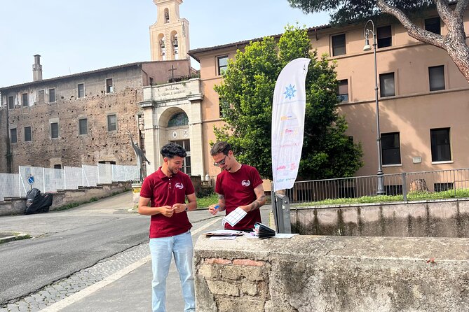 Colosseum with Arena, Roman Forum and Palatine Hill Guided Tour - Timing, heat, and what to carry