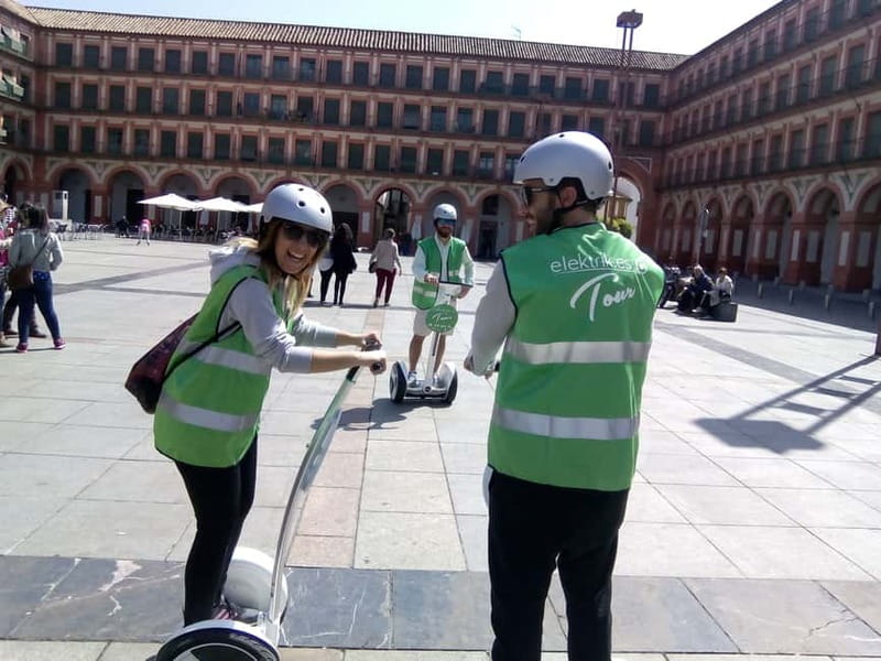 Cordoba: Segway Tour historic center - Crossing the Roman bridge above the Guadalquivir
