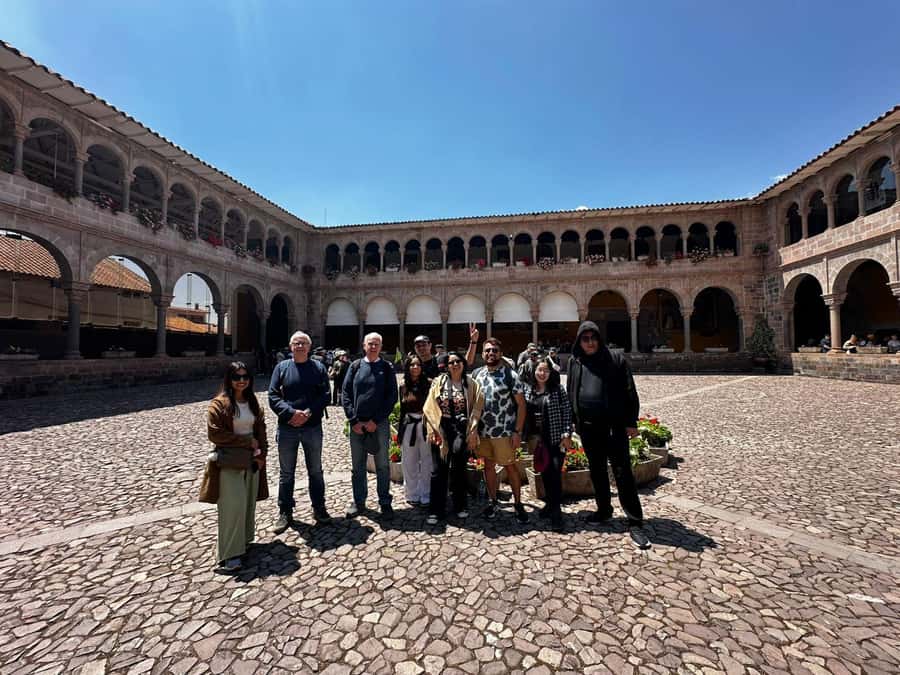 Cusco: Historical Guided City Tour with 4 Inca Ruins - The guide is the heart of the experience