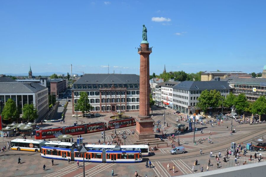 Darmstadt: City Highlights and History Guided Walking Tour - The Residential Palace and central Darmstadt