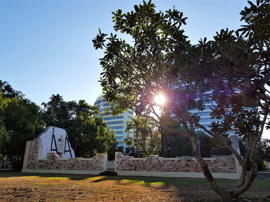 Darwin: Small Group 2-Hour Heritage Walk - Why the 10-person limit matters