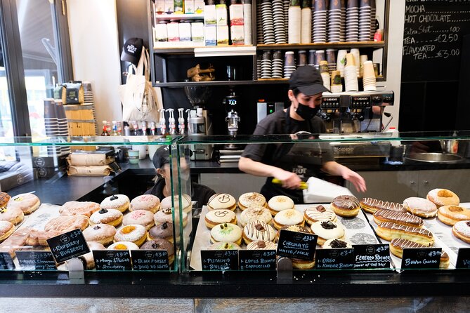 Deliciously Dublin: The Artisan Donut Walking & History Tour - Sweet Churro and the Irish twist