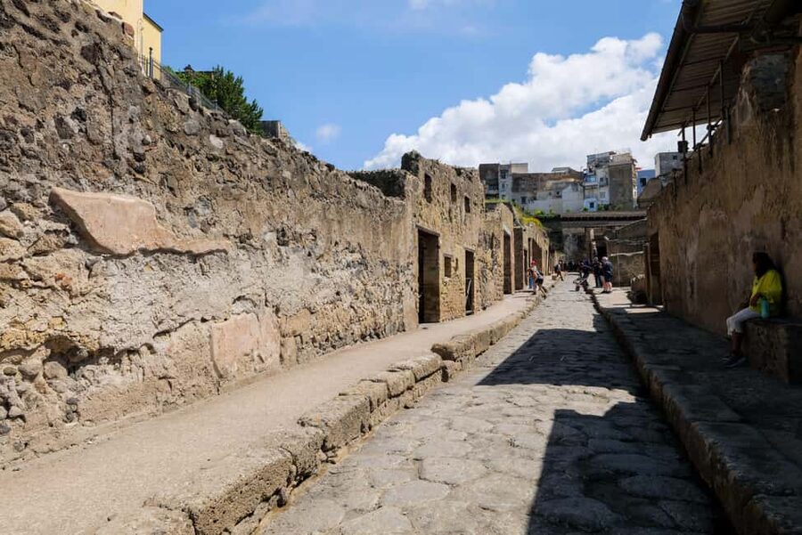 Discover Herculaneum: A guided tour of the ancient Roman city - The House of the Bicentennial and signs of private life
