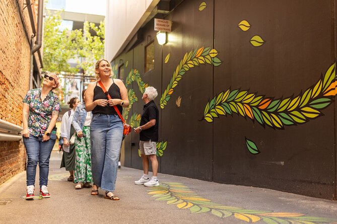 Discover Perth Walking Tour: History, Art, Local Insights + More! - History, buildings, and old photographs