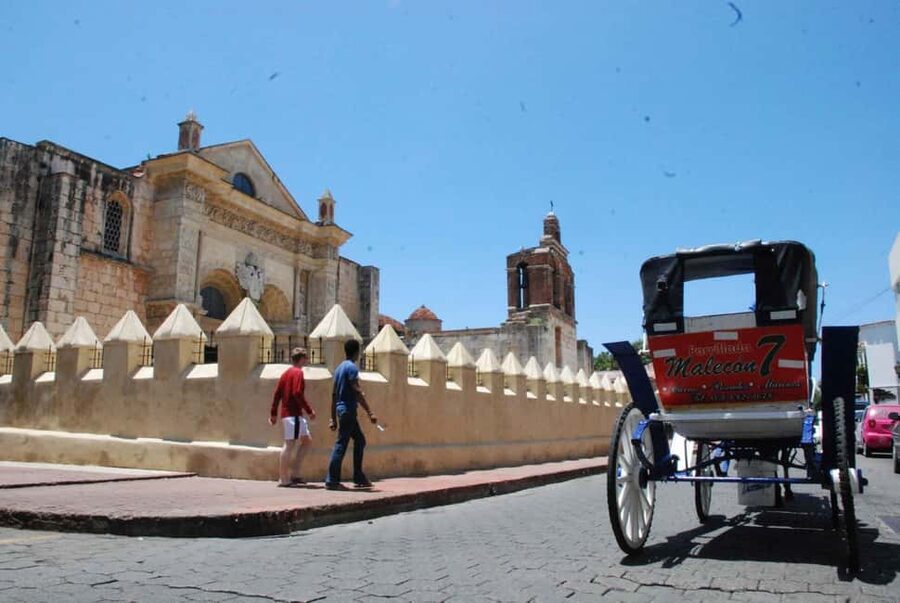 Discover Santo Domingo: Colonial History, Monuments & Lunch - Key points to know before booking