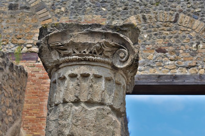 Discover the Ancient Ruins of Pompeii: Day Trip from Rome - Lunch in Pompeii: convenient but not always consistent