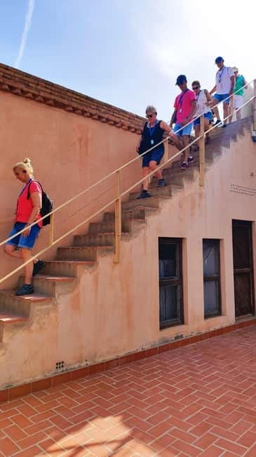 Discover the fascinating Alcazaba: History and unique views - Cisterns, Arab houses, and troop baths