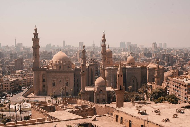 Discover The Historical Mosques In Cairo - Al-Azhar Mosque and the first chapter of Islamic Cairo