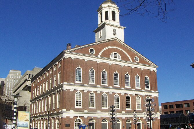 Downtown Freedom Trail Walking Tour - History & Architecture - Old South Meeting House and the road to revolution