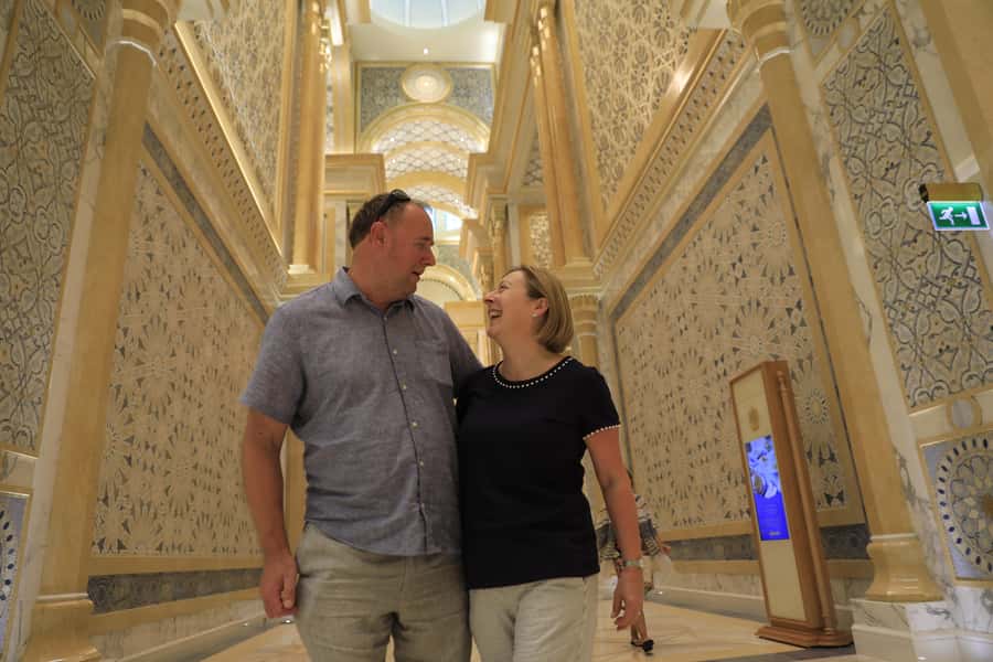 Dubai: Abu Dhabi Grand Mosque, Palace, and Heritage Village - Key points to know before booking