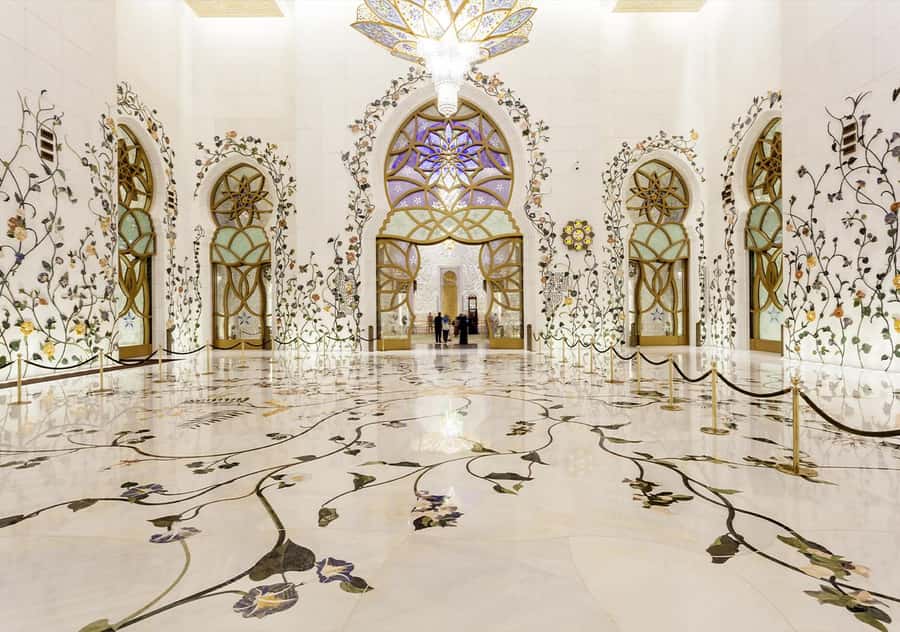 Dubai: Abu Dhabi Grand Mosque, Palace, and Heritage Village - Timing, heat, and practical comfort