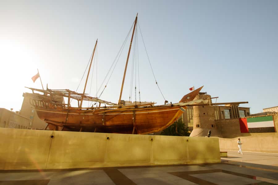 Dubai: Historic City Highlights Day Trip - Burj Al Arab and Madinat Souk are quick photo moments