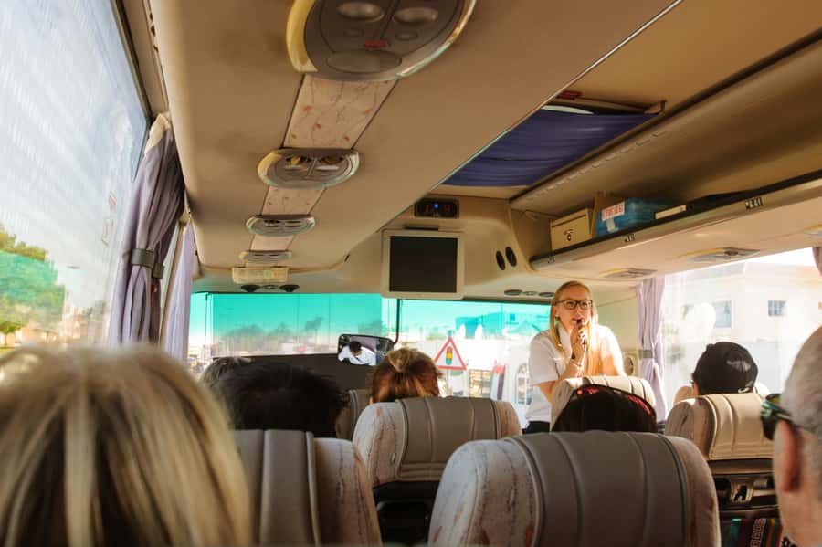 Dubai: Historic City Highlights Day Trip - Jumeirah combines beaches, palaces, and a mosque visit