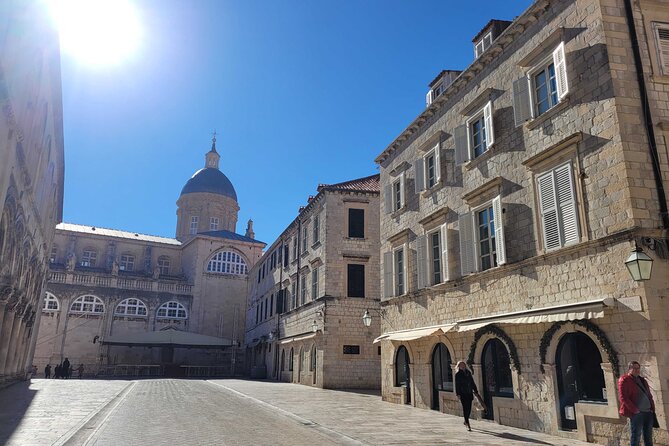 Dubrovnik by Night, History, Wine & Bites - Should you book Dubrovnik by Night?