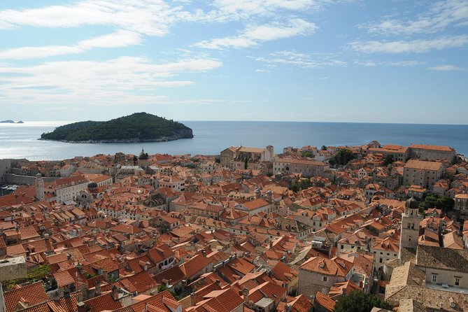 Dubrovnik Old Town History Walking Tour - Dubrovnik’s Old Port and maritime power