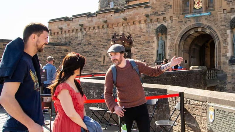 Edinburgh: Edinburgh Castle Guided History Tour with Tickets - Argyle Battery and the One O’clock Gun