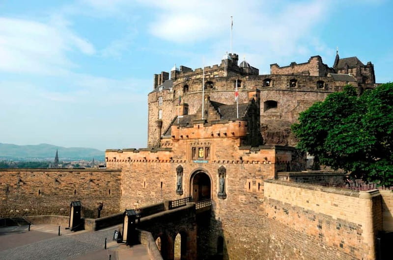 Edinburgh: Multi-Sensory Old Town Historical Walking Tour - Key points to know before you book