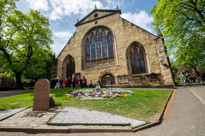 Edinburgh Old Town: Historical Guided Walking Tour - Why a two-hour walk works well in Edinburgh