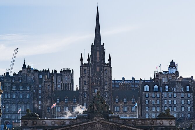 Edinburgh Old Town: Historical Guided Walking Tour - What the $24.96 price buys you
