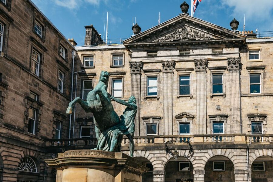 Edinburgh: Old Town History and Tales Walking Tour - St. Giles Cathedral and the changing city