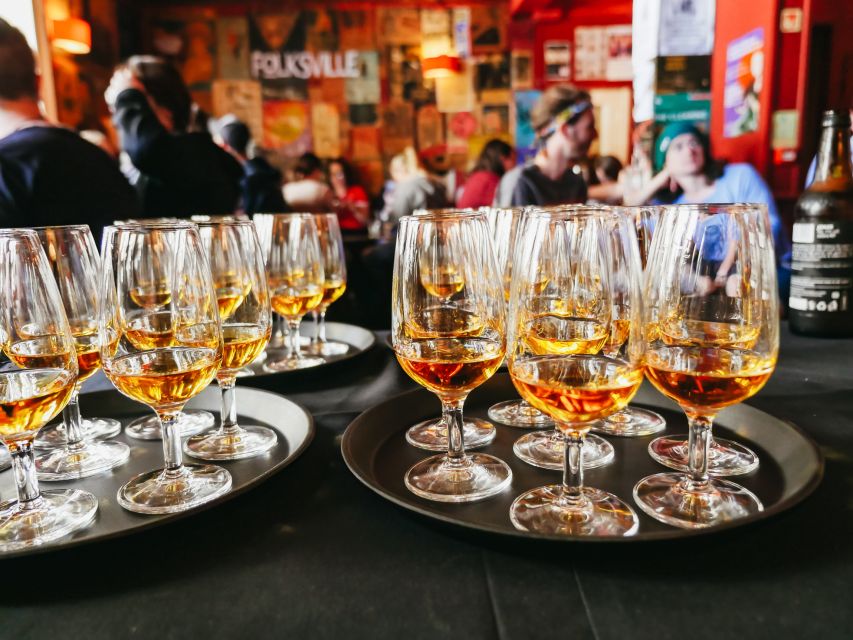 Edinburgh: Whisky Tasting with History and Storytelling - Four glasses, four parts of Scotland