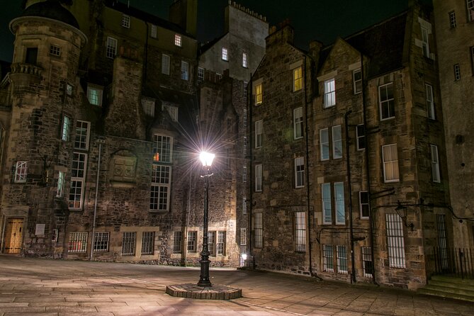 Edinburgh: Witches & Haunted History Walking Tour - St. Giles’ Cathedral and the Royal Mile setting