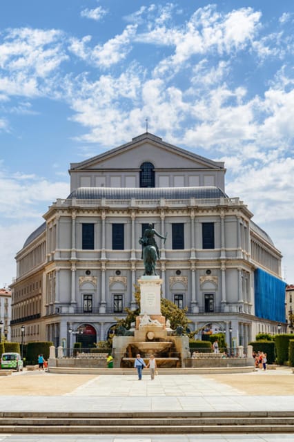 Essential Madrid: Walking Tour of the Historic Center - Timing, pace, and mobility