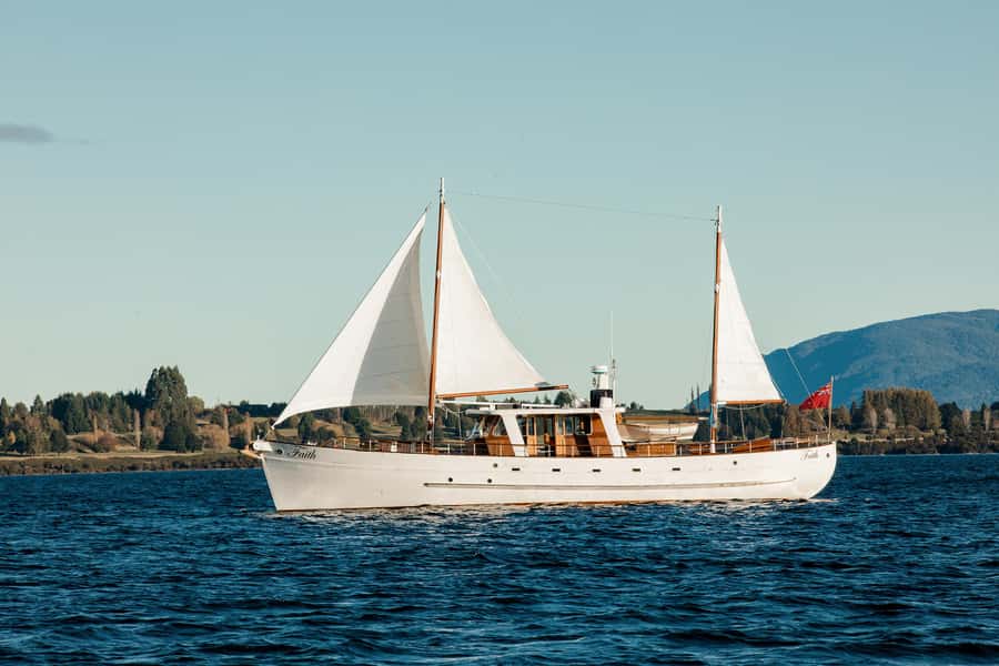 Evening Champagne Cruise on Historic 1935 Motor Yacht. - Key details to know before you book