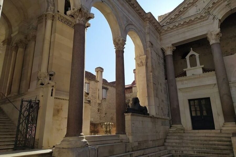 Experience Split History Walking Tour With Local Historian - The cellars show how the palace was built