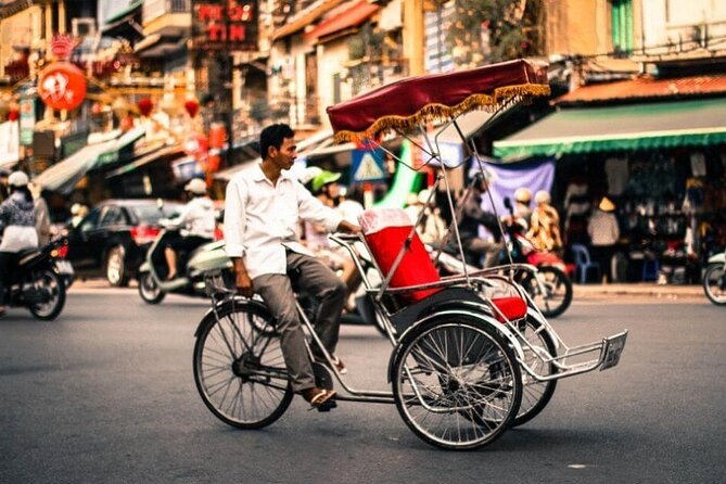 Explore Hanoi Old Quarter ’s Rich History and Culture By Walking - The Old Quarter Information Center and an old tube house