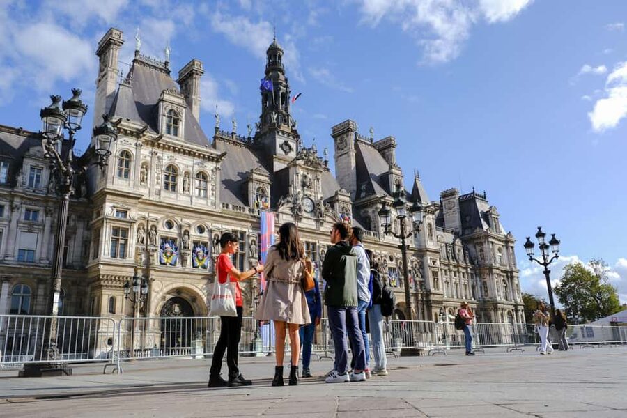 Explore the Marais: History, Art & Local Culture - Place de la Bastille and the revolutionary story