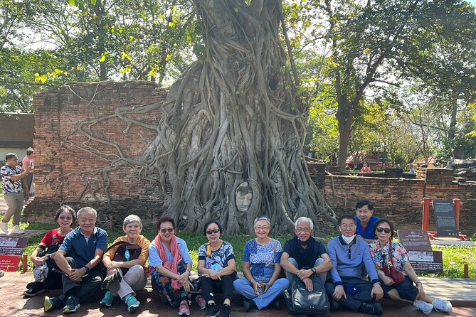 Explore the World Heritage Of Ayutthaya - A Thai lunch with prawns and roti sai mai