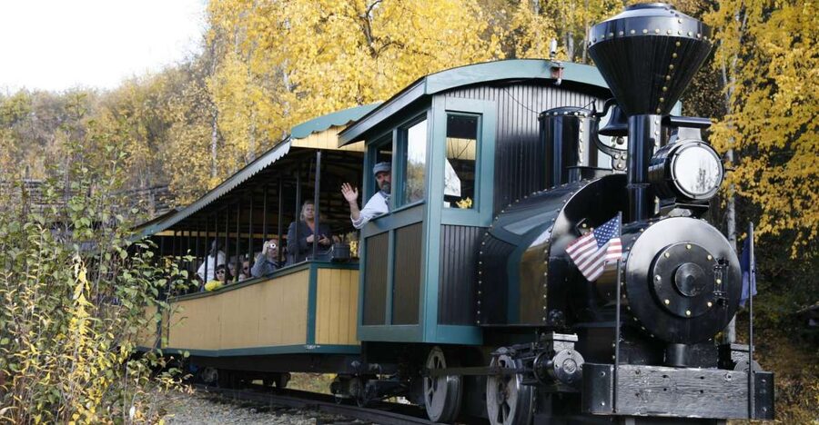 Fairbanks: Gold Dredge 8 Historic Train Tour - The Trans-Alaska Pipeline stop
