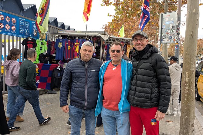FC Barcelona History Immersive Walking Tour - Beer Included - The Pi de les Corts and the old fan meeting point