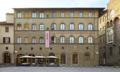 Fashion History Guided Walking Tour & Museum Visit