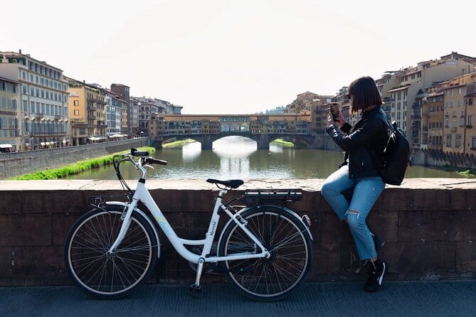Florence Highlights: Guided Walking Tour of the Historic Center - The Uffizi area without a museum ticket