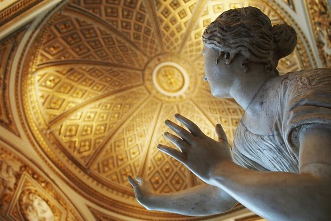 Florence tour of the historic center. Stories, legends and gossip - Piazza della Signoria, where power met gossip
