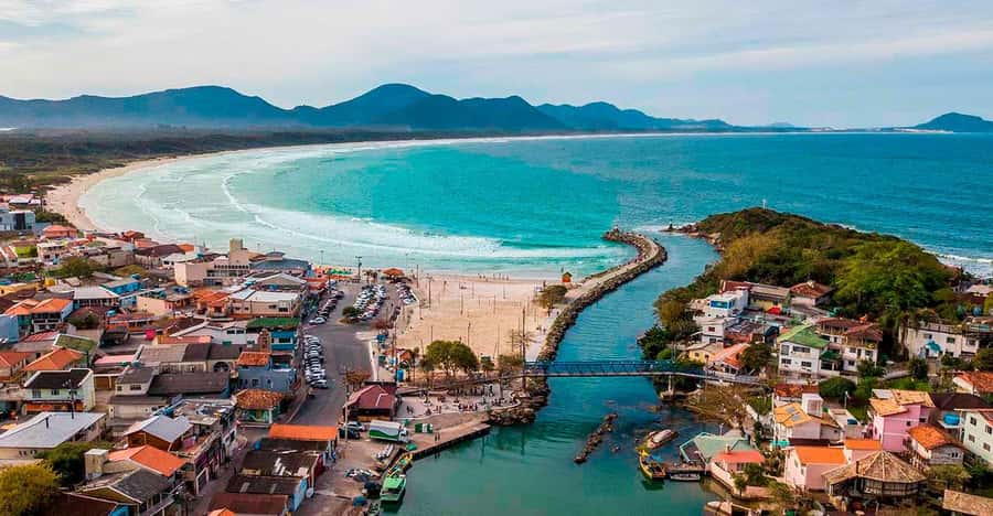 Florianópolis: Historical Center, Beach & Nature Tour - Lagoa da Conceição and one hour at Joaquina