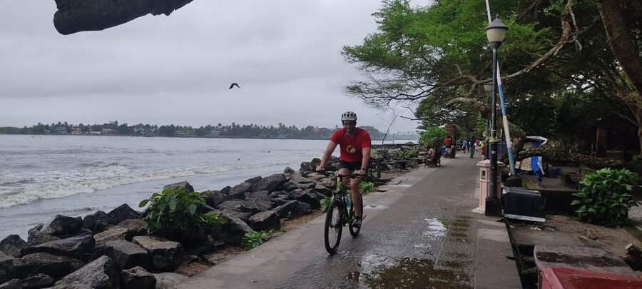 Fort Kochi Heritage Day Cycling Tour - Cruising Along Fort Kochi Beach