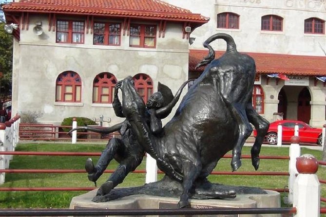 Fort Worth Historical Tour from Dallas & Fort Worth - The JFK Tribute and the story behind it