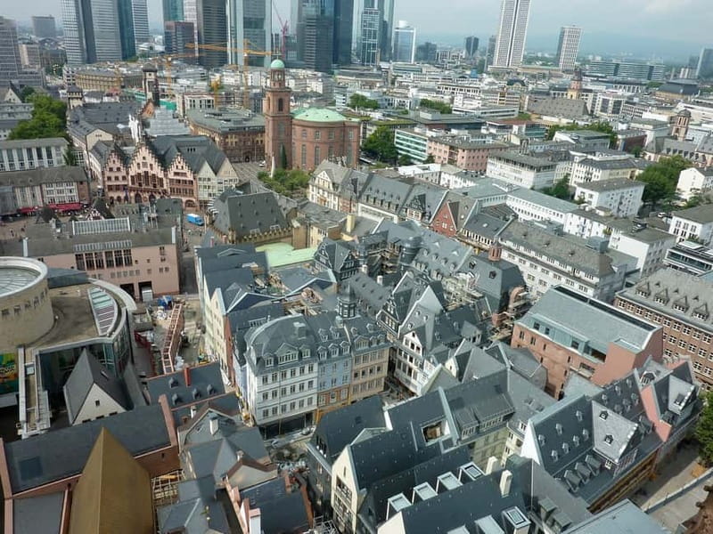 Frankfurt: Old Town Historical Walking Tour with Geo Epoche - Starting at the Goldene Waage in Frankfurt’s Old Town