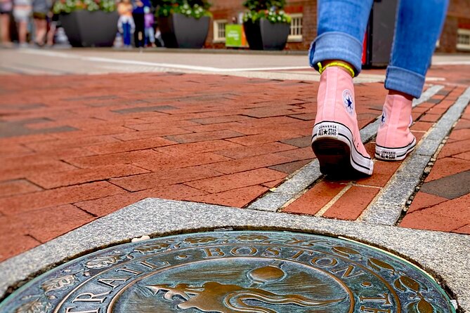 Freedom Trail Guided Walking Tour (SMALL GROUP) - Starting in Boston Common and at the State House
