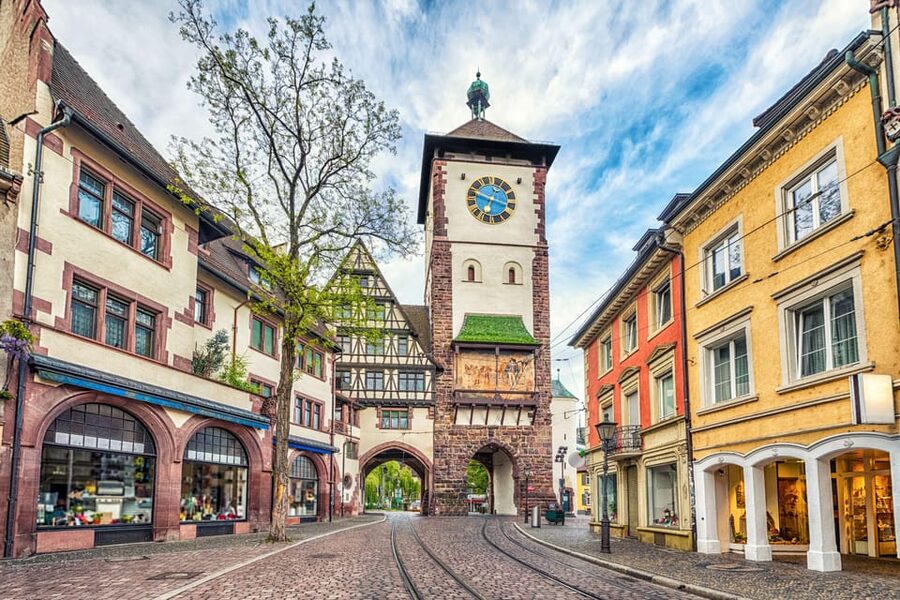 Freiburg: Exciting City Tour with sightseeing and history - Meeting at Rathausplatz and the Old Town Hall