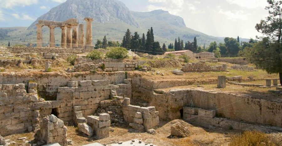 From Athens: Ancient Corinth Half-Day Private Tour - Driver commentary versus a licensed guide