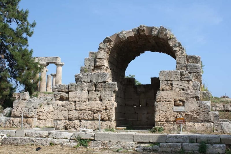 From Athens: Explore Ancient Corinth & Charming Nafplion - Museum time requires a decision